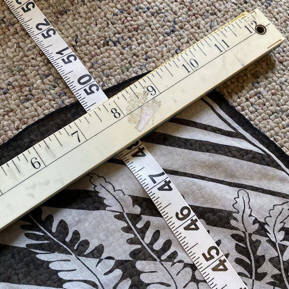 VTG JONES NEW YORK Designer Silk Scarf Wrap 10x53” Long ScarvesiLove Feminine - Picture 4 of 6